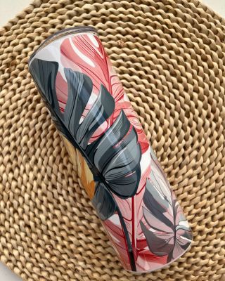 To, že tyto Termokelímky jsou #musthave po celý rok, už víme! 🤭😃 A v těchhle nových motivech vám je bude i nejeden...