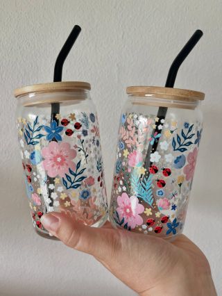 Když chceš mít pocit, že piješ limonádu na louce. 🌸 Aneb dnešní krásná objednávka pro paní učitelky. 🥰 #adripleasure...